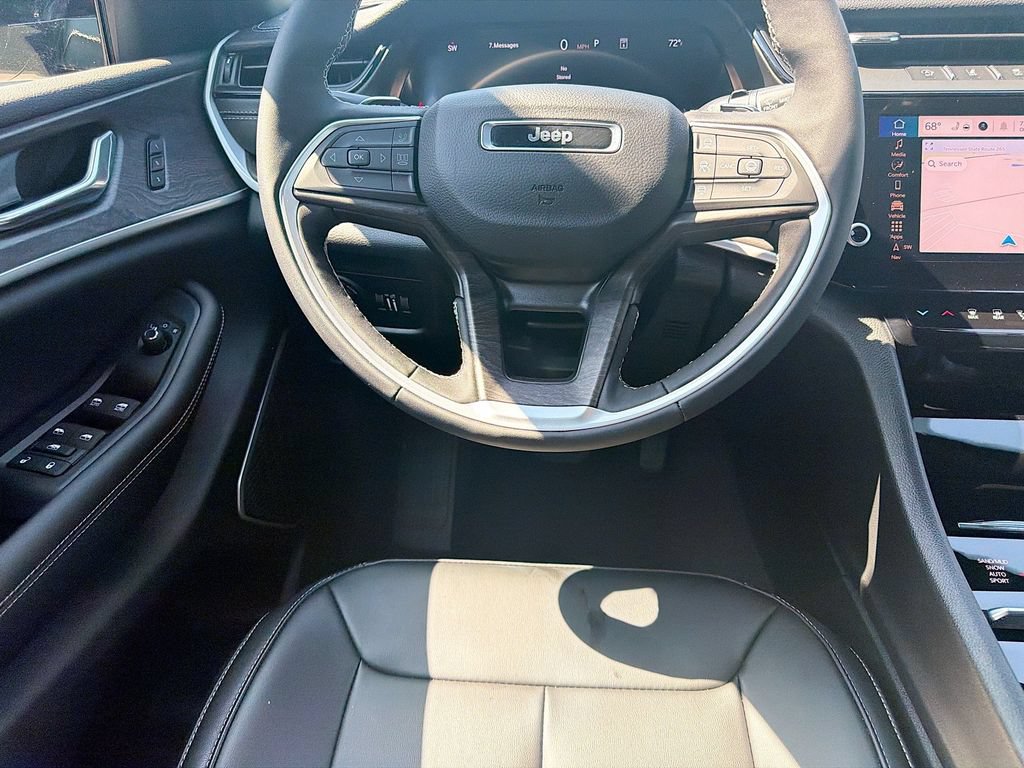 New 2026 Jeep Grand Cherokee Limited AWD/4WD image 17