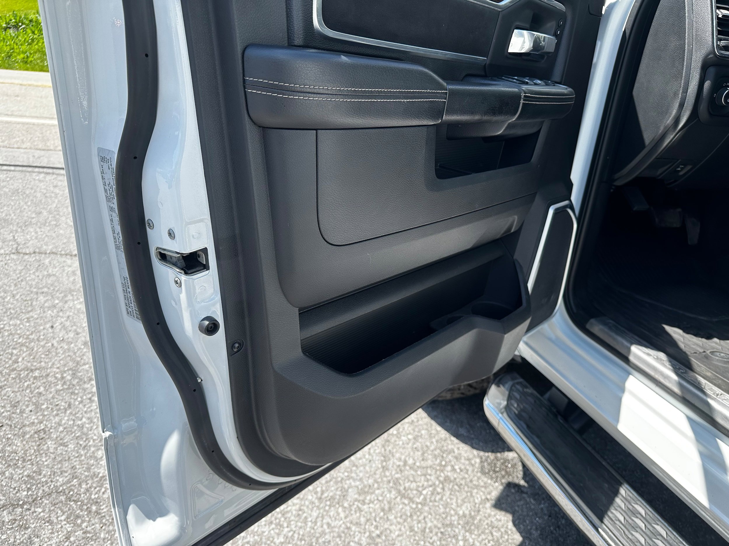Used 2022 RAM 2500 Laramie AWD/4WD image 28