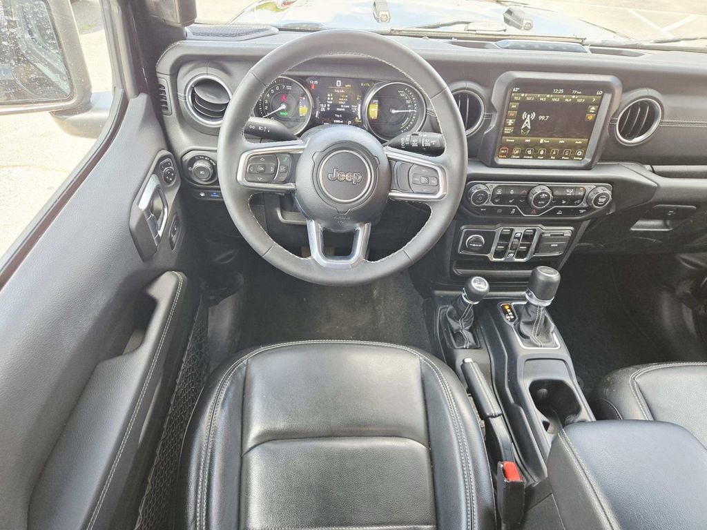 Used 2023 Jeep Wrangler Unlimited Sahara w/ Cold Weather Group AWD/4WD image 14