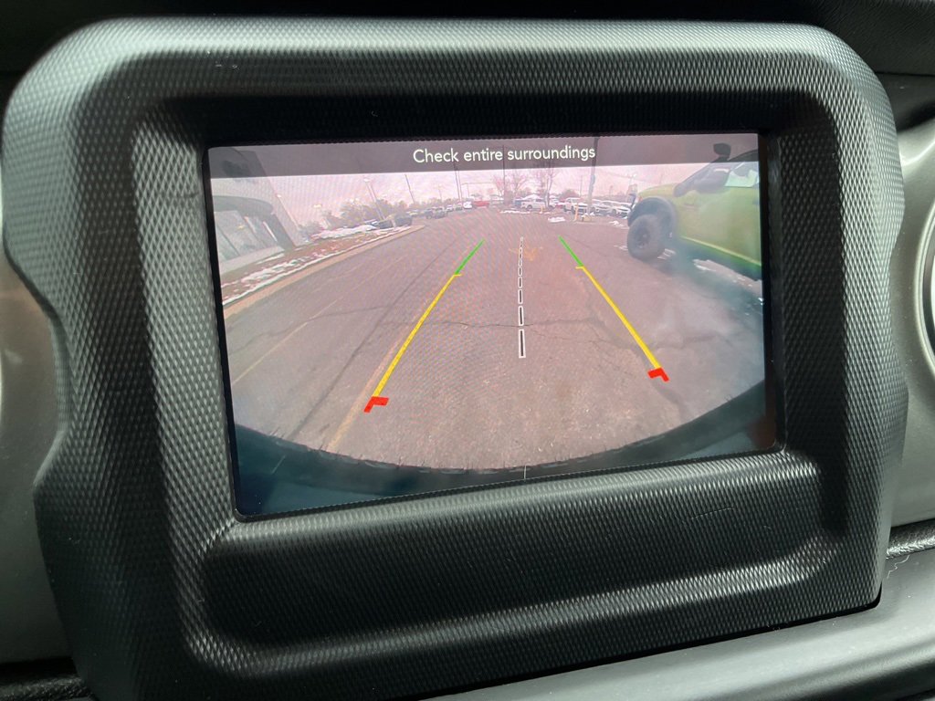 Used 2021 Jeep Wrangler Unlimited Sahara w/ Dual Top Group image 3