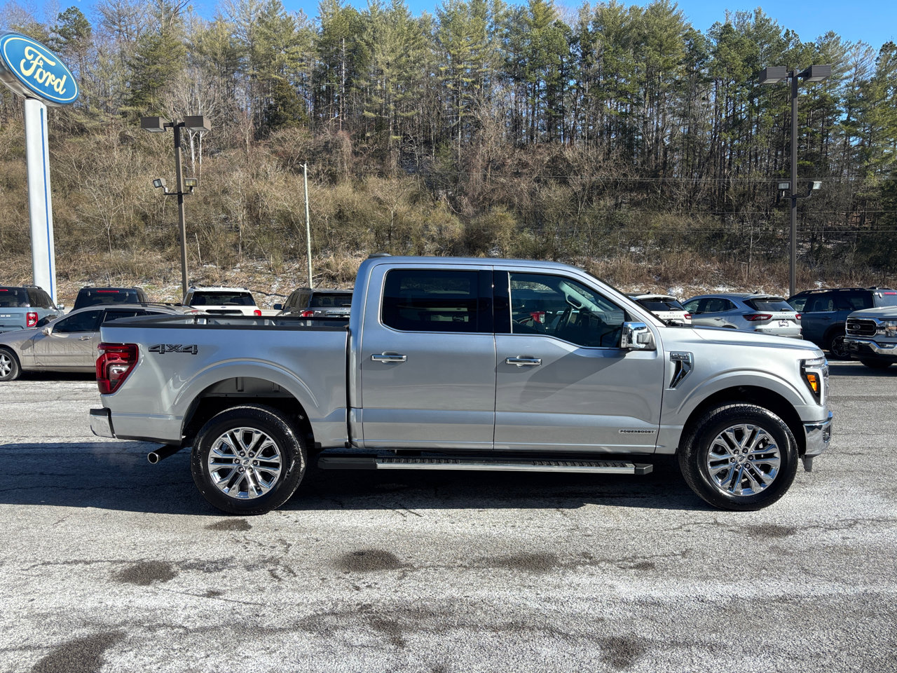 Used 2025 Ford F150 Lariat w/ Equipment Group 502A High image 7