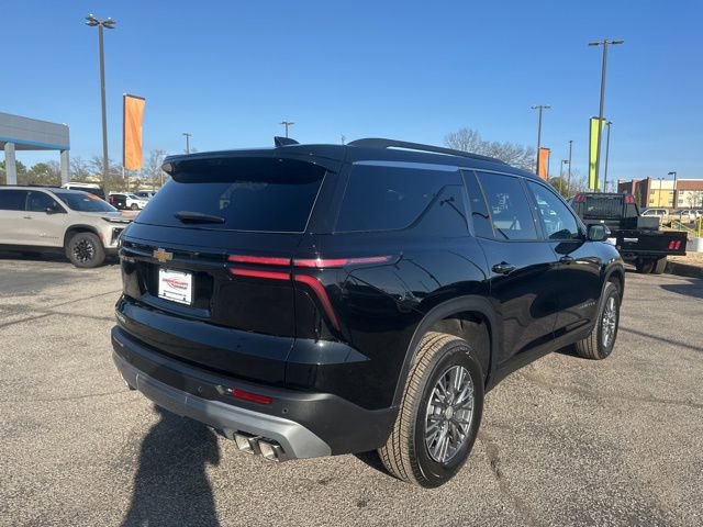 New 2026 Chevrolet Traverse LT w/ Driver Confidence Package FWD image 3