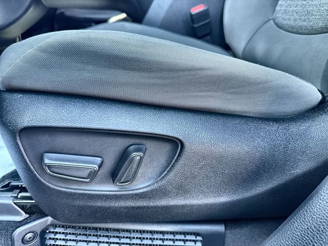 Used 2025 Toyota Sienna LE image 21