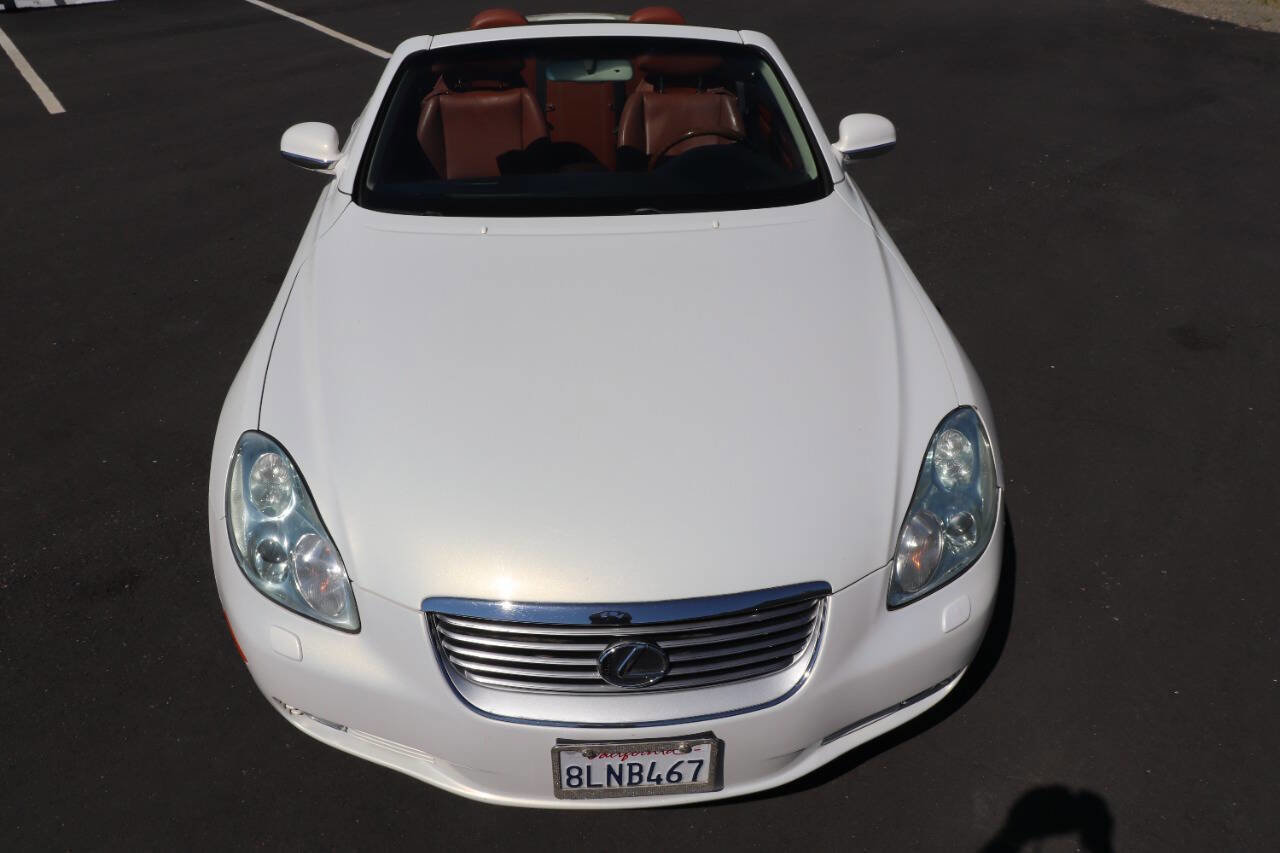 Used 2002 Lexus SC 430 Base 2dr Convertible RWD image 2