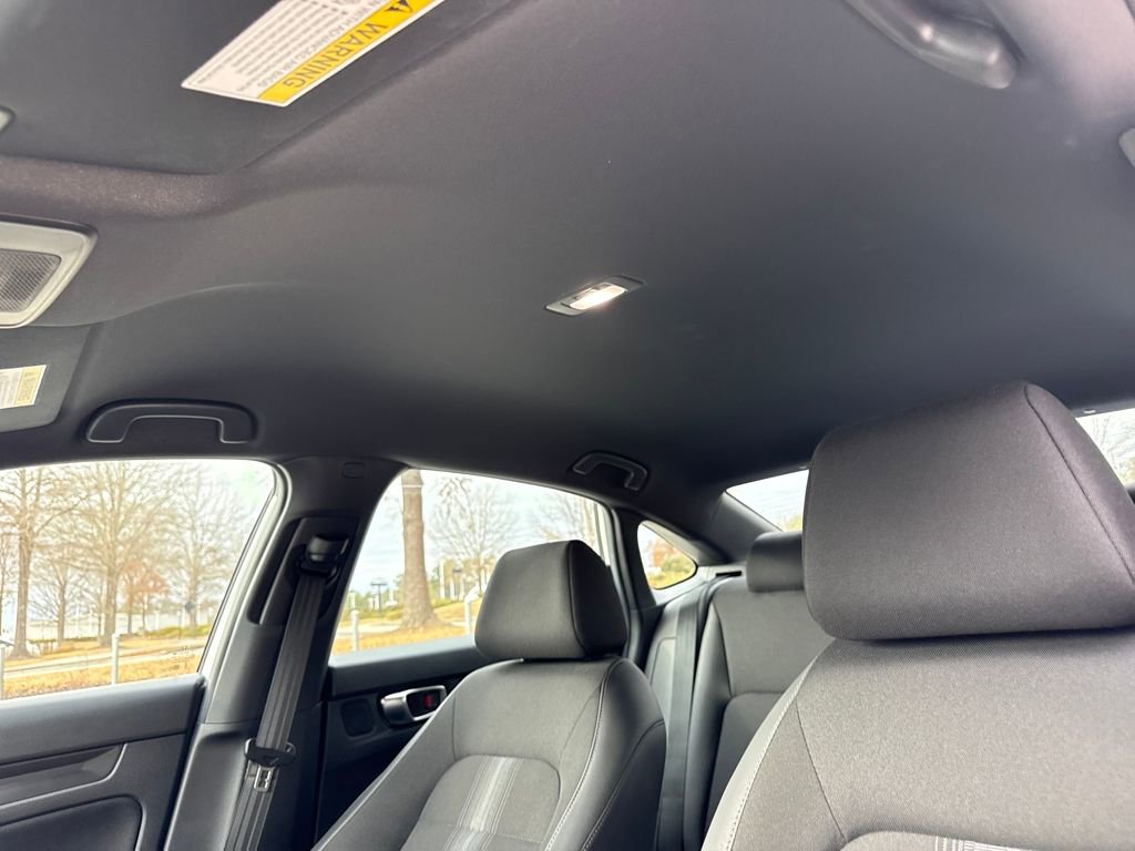 Certified 2025 Honda Civic Sport image 24