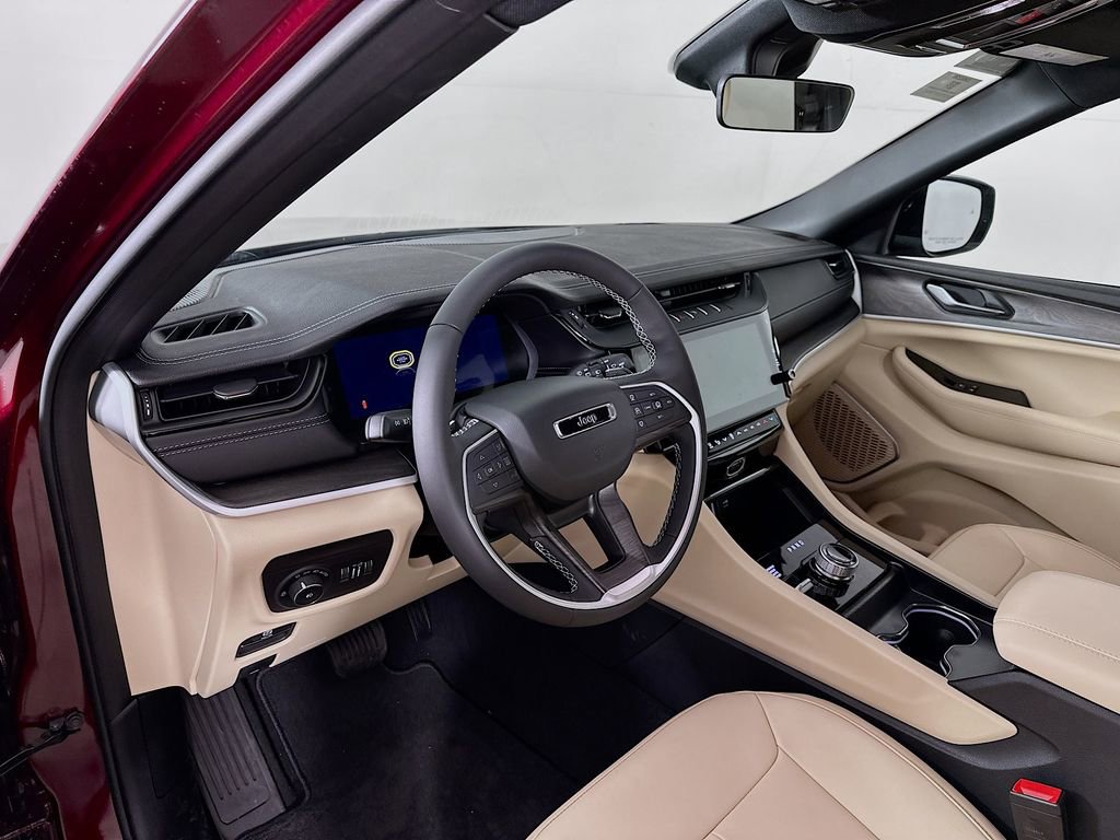 New 2026 Jeep Grand Cherokee Limited image 13