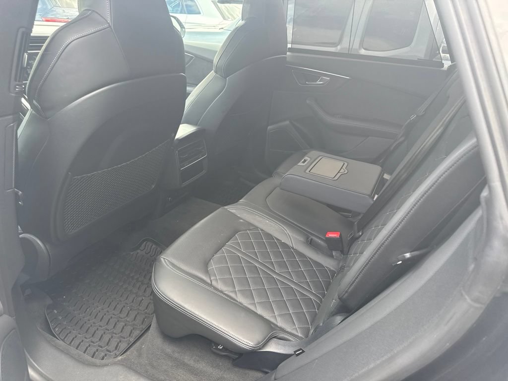Certified 2023 Audi SQ8 Premium Plus w/ Executive Package AWD/4WD image 13