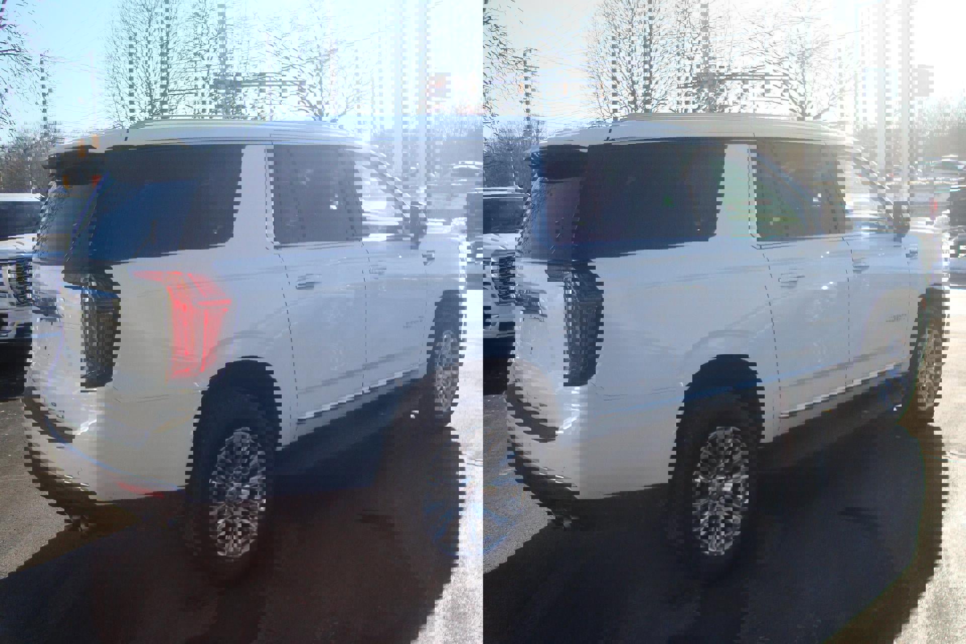 Used 2024 GMC Yukon XL Denali w/ LPO, Floor Liner Package image 4