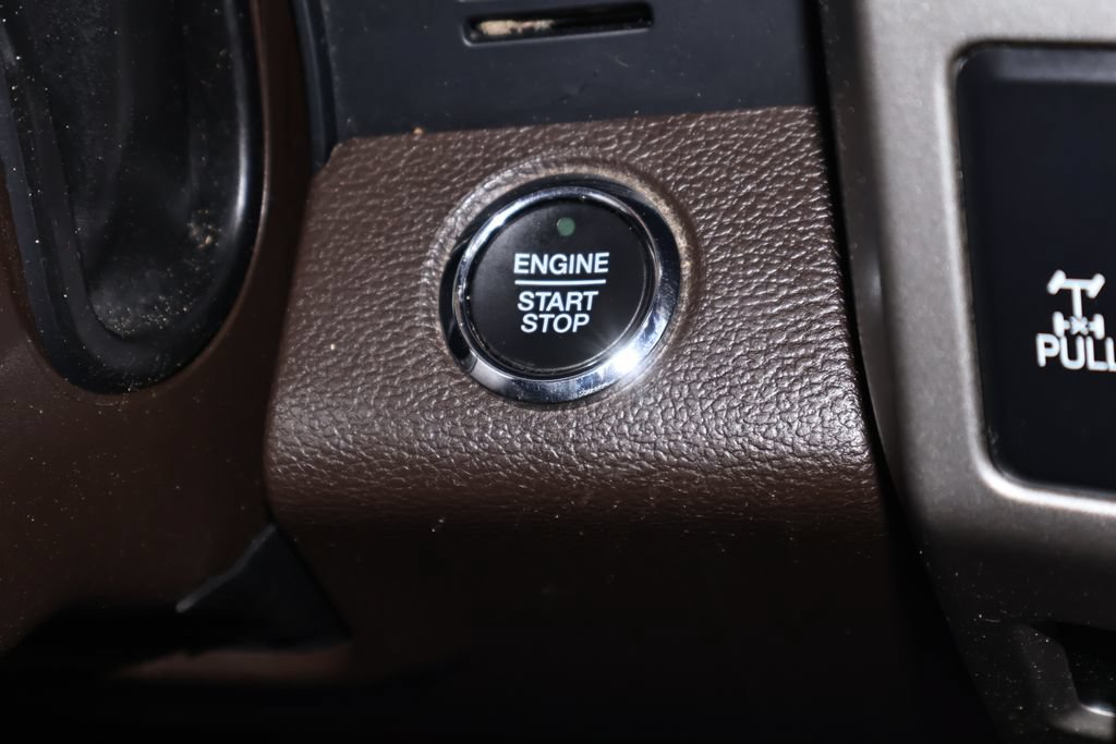 Used 2019 Ford F250 King Ranch w/ King Ranch Ultimate Package AWD/4WD image 31
