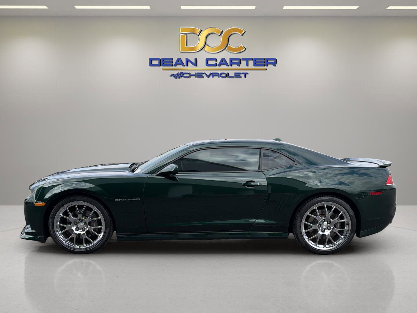 Used 2015 Chevrolet Camaro SS w/ Green Flash Special Edition RWD image 2