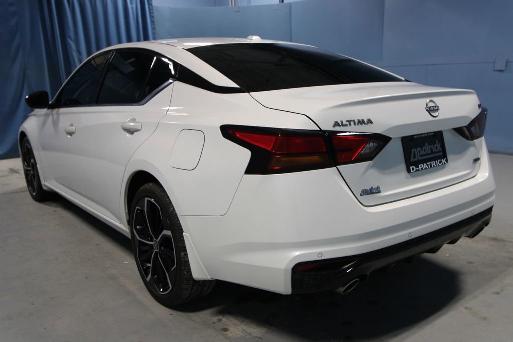 Used 2024 Nissan Altima 2.5 SR w/ SR Premium Package image 27
