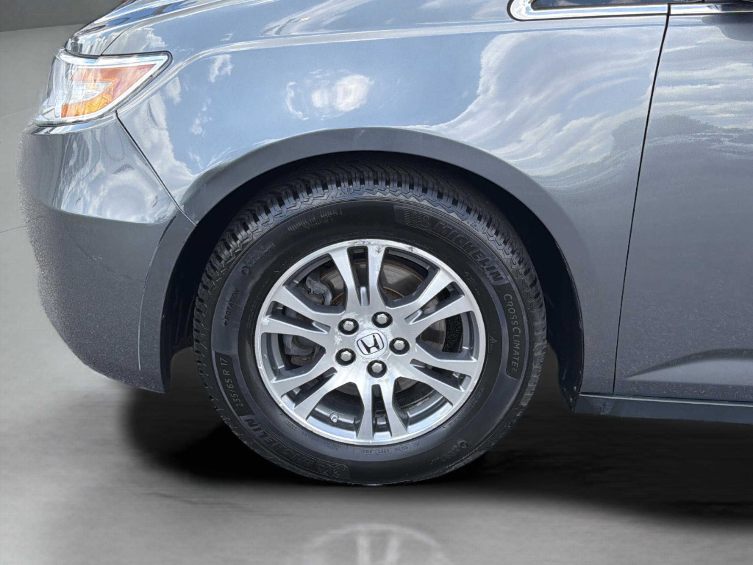 Used 2013 Honda Odyssey EX image 28