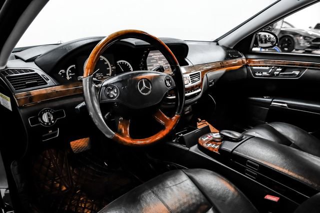 Used 2009 Mercedes-Benz S 550 image 3