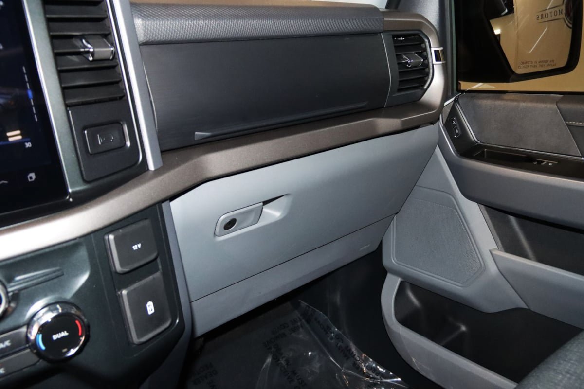 Used 2025 Ford F150 XLT w/ Equipment Group 301A Standard AWD/4WD image 54