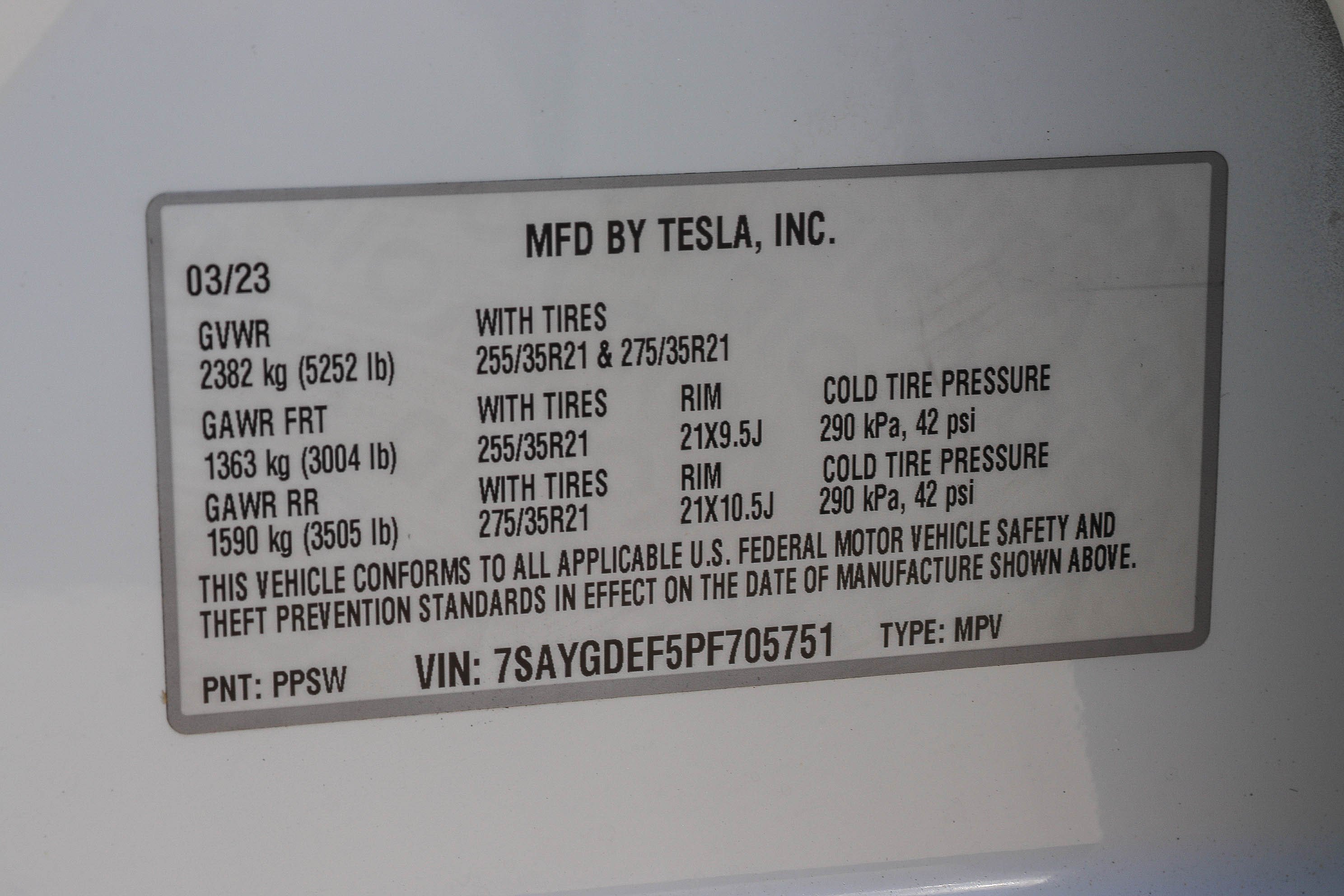 Used 2023 Tesla Model Y Performance AWD/4WD image 30