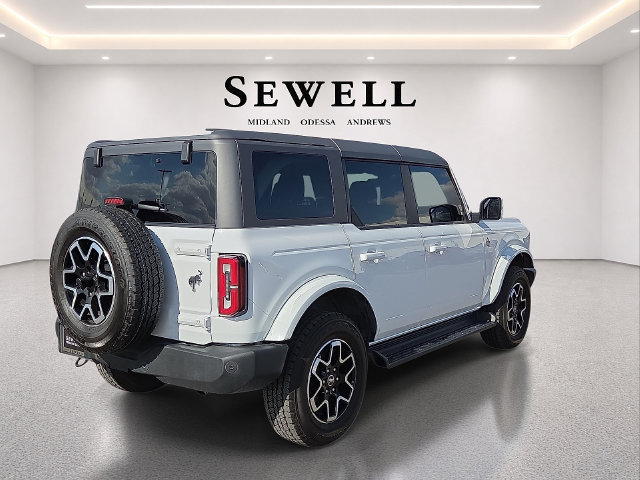Used 2025 Ford Bronco Outer Banks AWD/4WD image 4