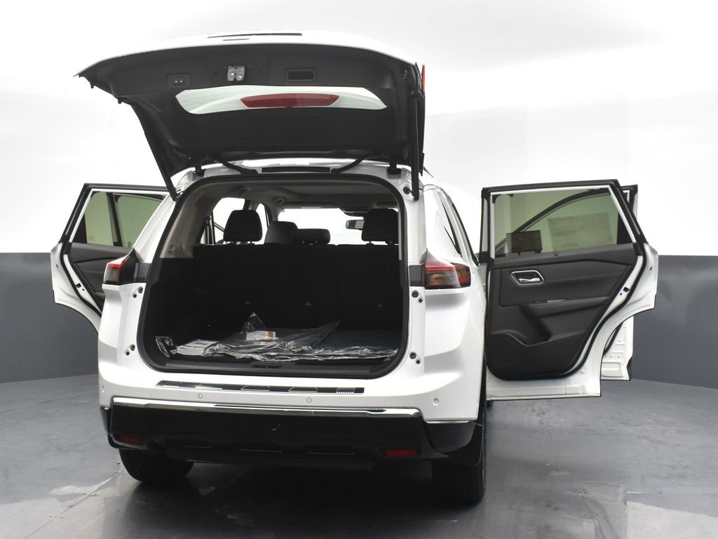 New 2026 Nissan Rogue Platinum image 34