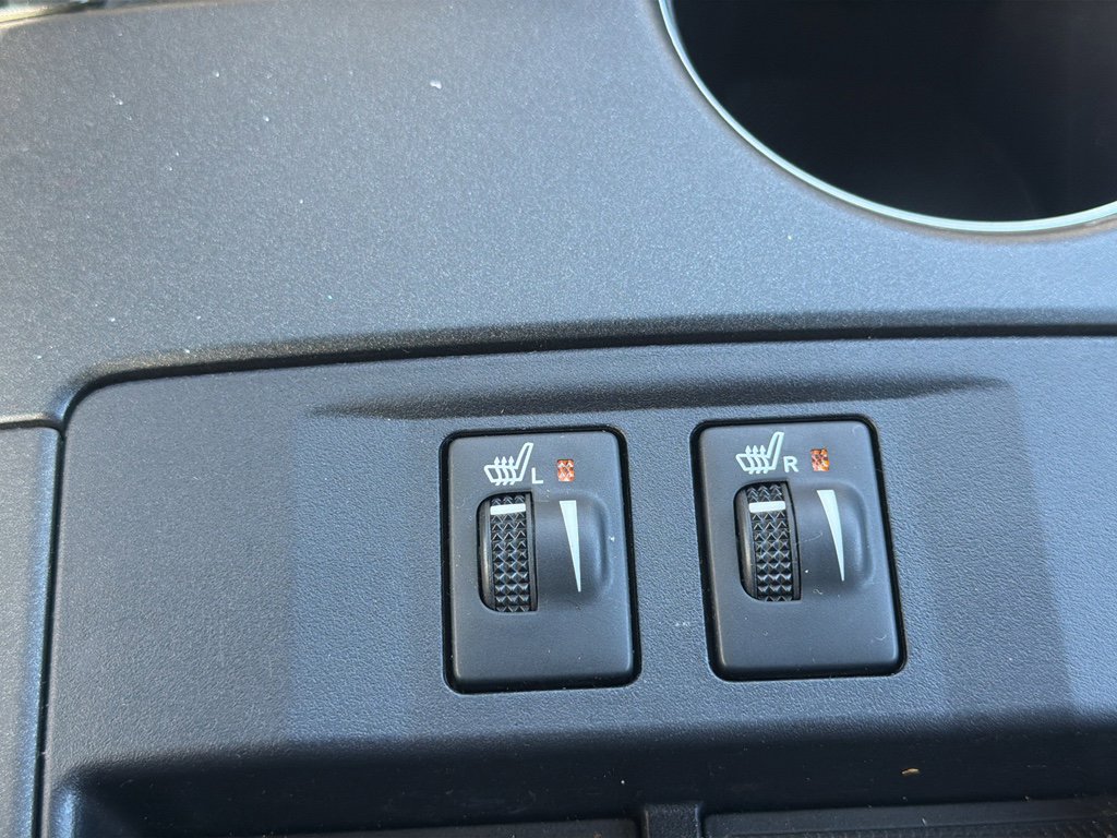 Used 2015 Toyota Camry XSE image 30