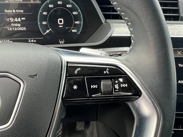Used 2021 Audi e-tron Premium w/ Convenience Plus Package image 26