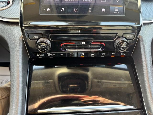 Certified 2023 Jeep Grand Cherokee Laredo image 25