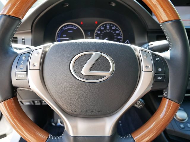 Used 2013 Lexus ES 300h w/ Luxury Pkg FWD image 17