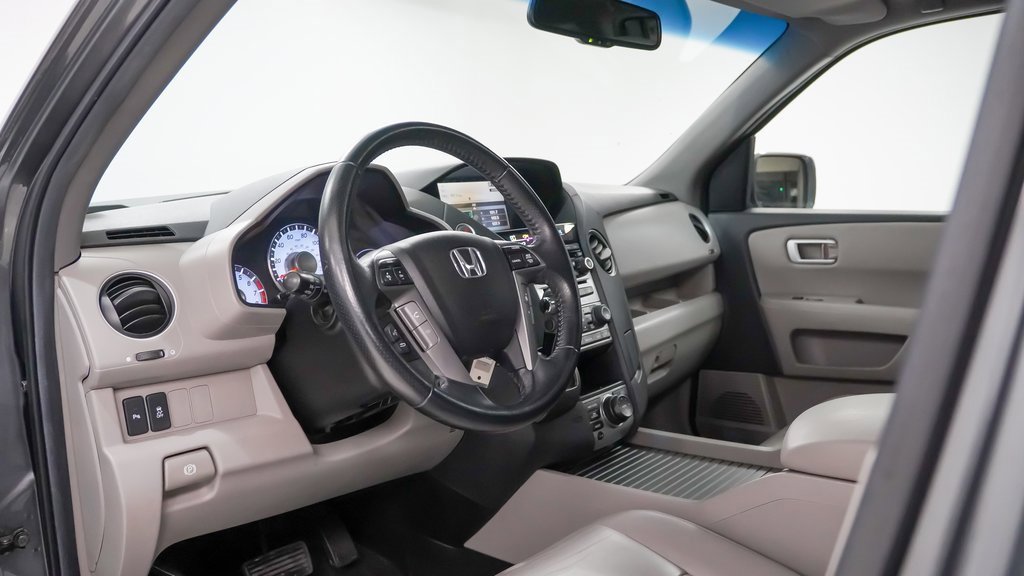 Used 2012 Honda Pilot Touring image 4