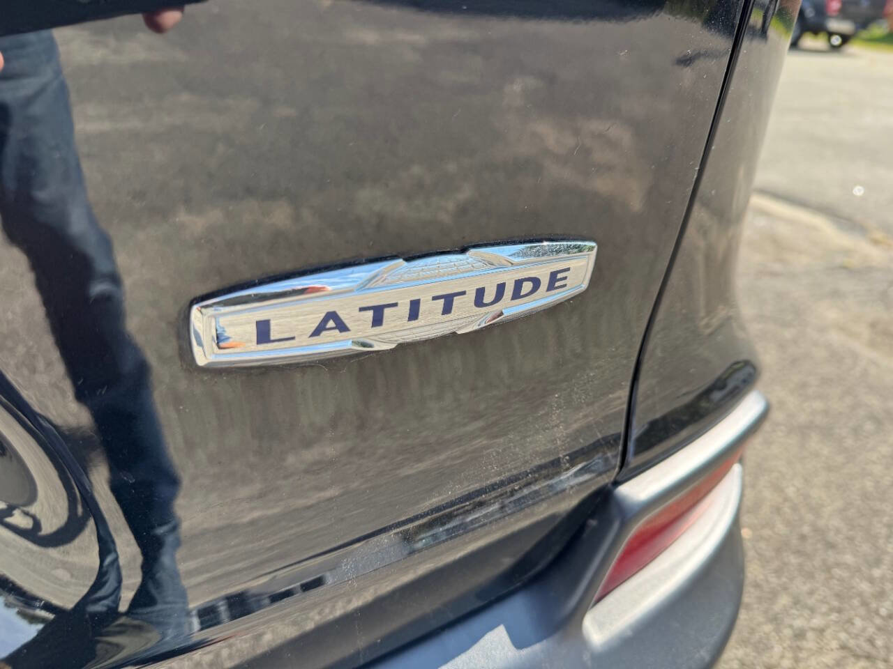 Used 2021 Jeep Cherokee Latitude image 13