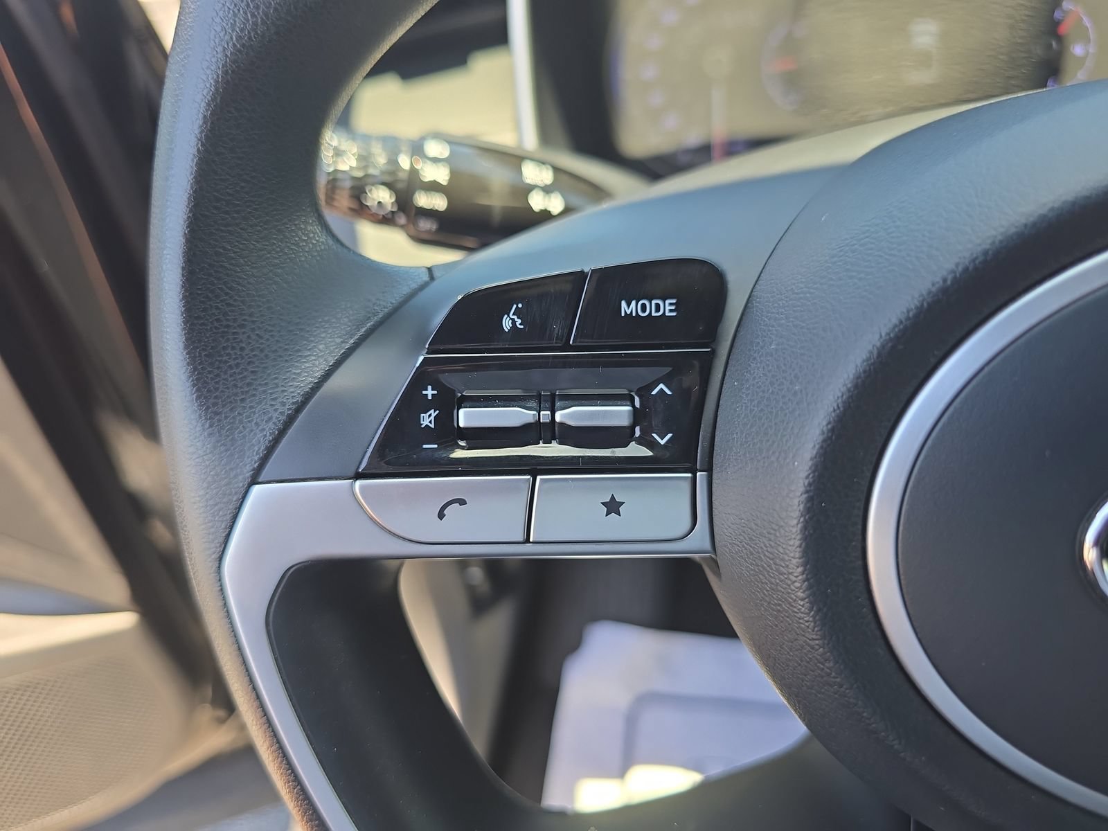 Used 2022 Hyundai Santa Cruz SEL FWD image 21
