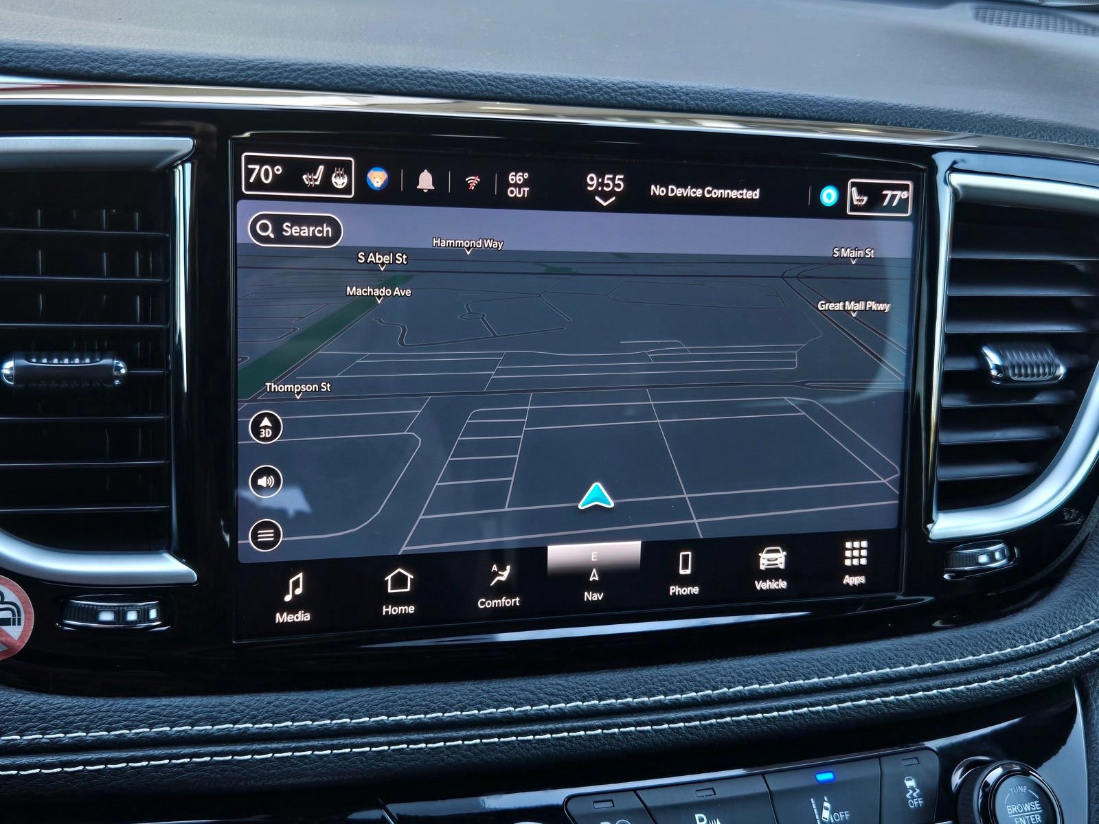 Used 2024 Chrysler Pacifica Limited FWD image 14