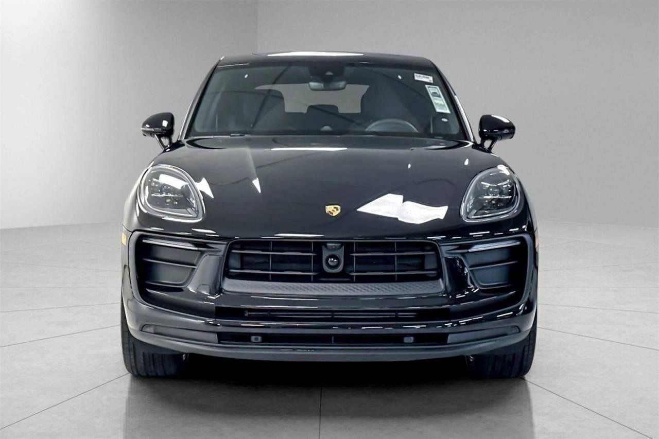 New 2025 Porsche Macan image 70