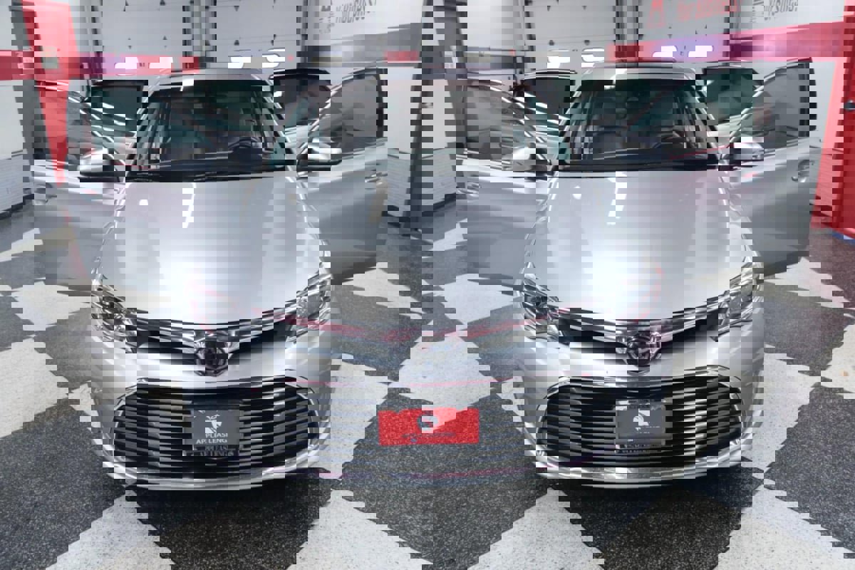 Used 2018 Toyota Avalon XLE Premium FWD image 27