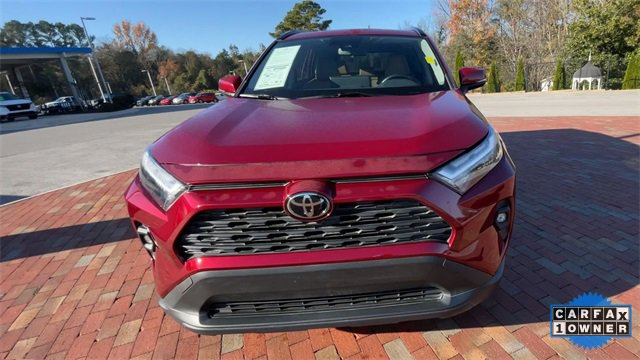 Used 2023 Toyota RAV4 XLE Premium image 4