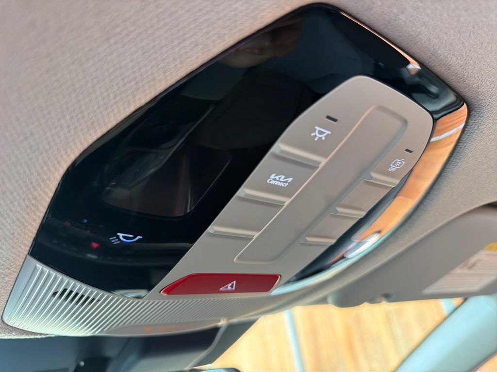 Used 2025 Kia K4 FWD image 28