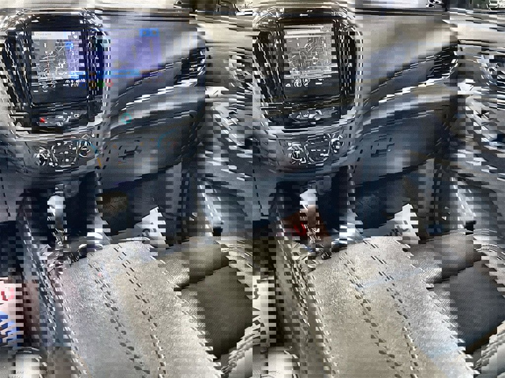 Used 2023 Chevrolet Traverse High Country w/ LPO, Floor Liner Package image 28