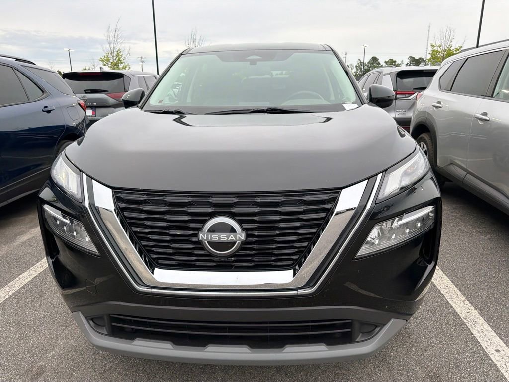 Used 2023 Nissan Rogue SV AWD/4WD image 9