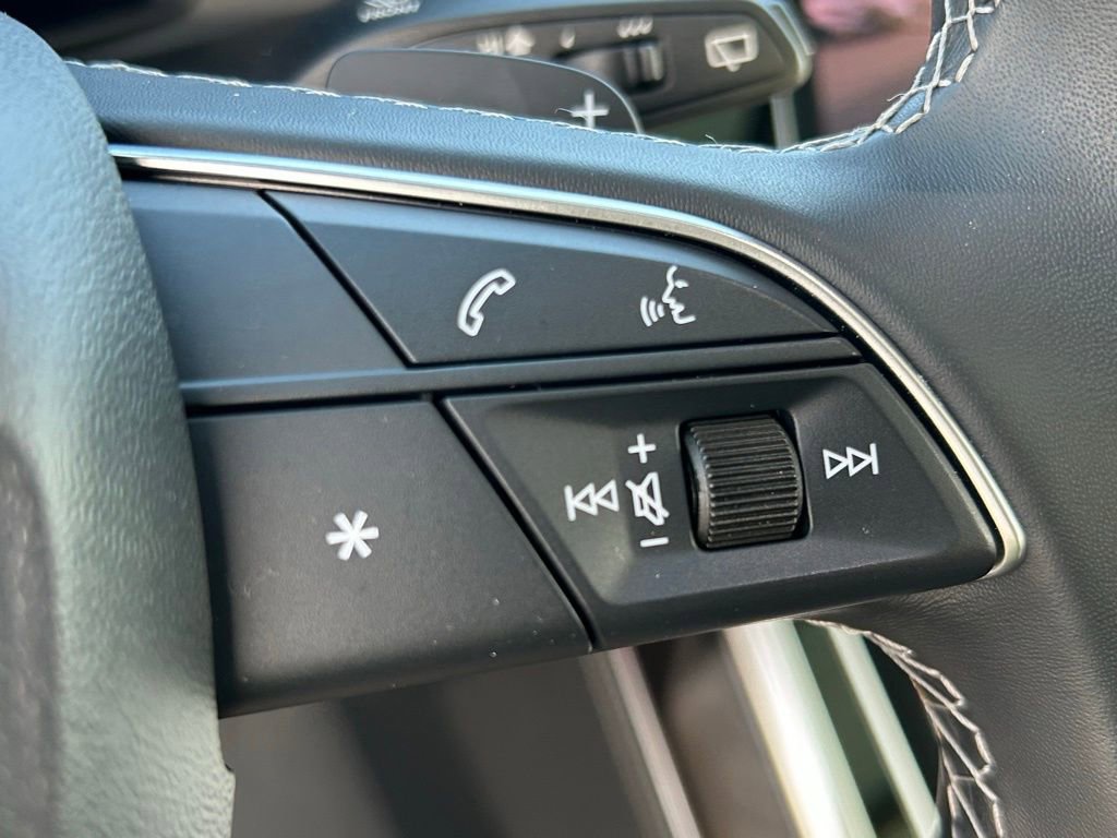 Used 2025 Audi Q7 3.0T Prestige image 24