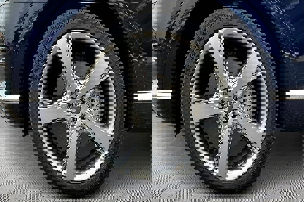 Used 2023 Genesis GV80 2.5T w/ Prestige Package image 9