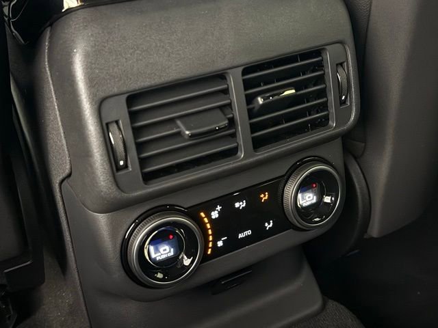 New 2026 Land Rover Range Rover Velar Dynamic SE image 27