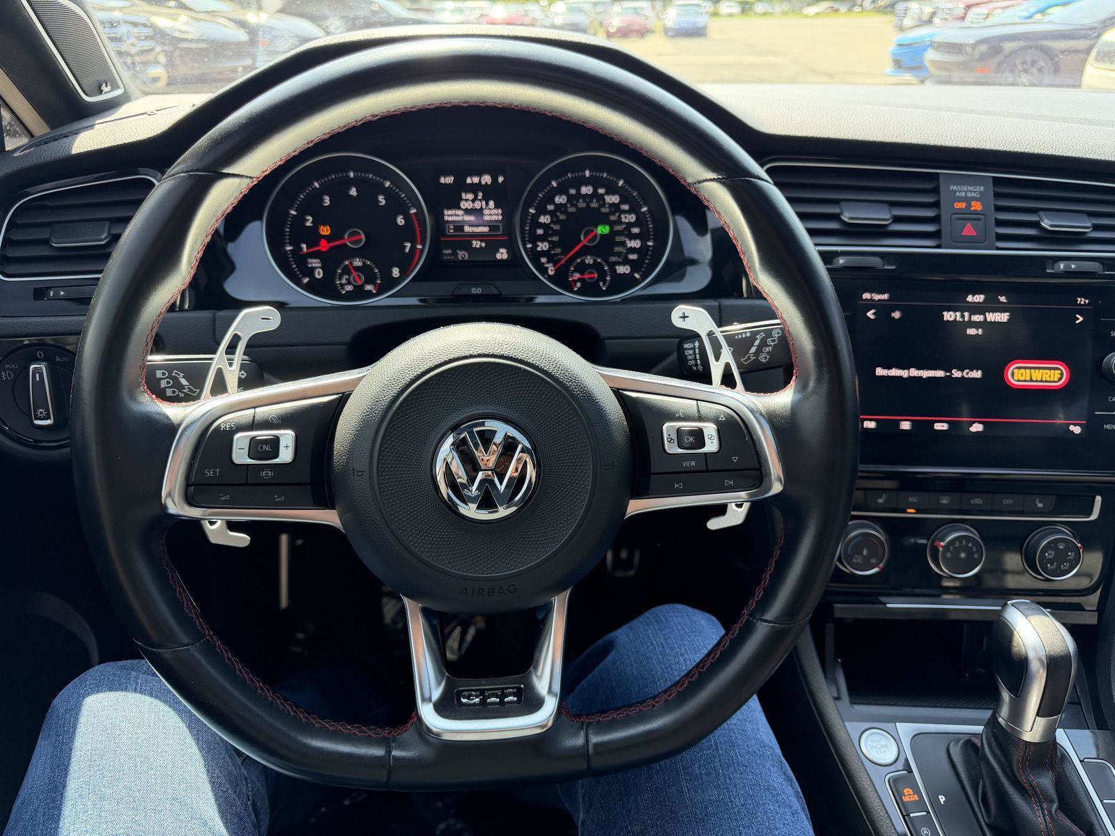 Used 2019 Volkswagen GTI SE w/ SE Experience Package FWD image 9