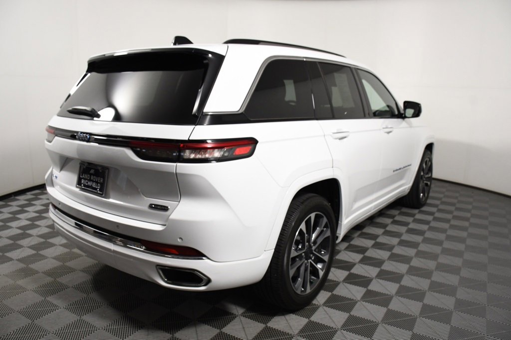 Used 2023 Jeep Grand Cherokee Overland image 6