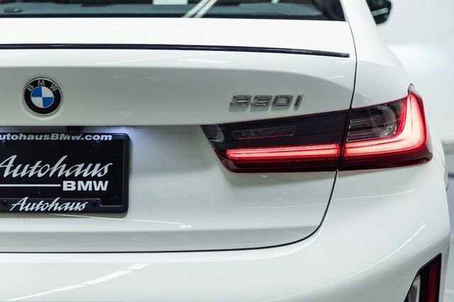 New 2026 BMW 330i xDrive Sedan w/ M Sport Package image 11