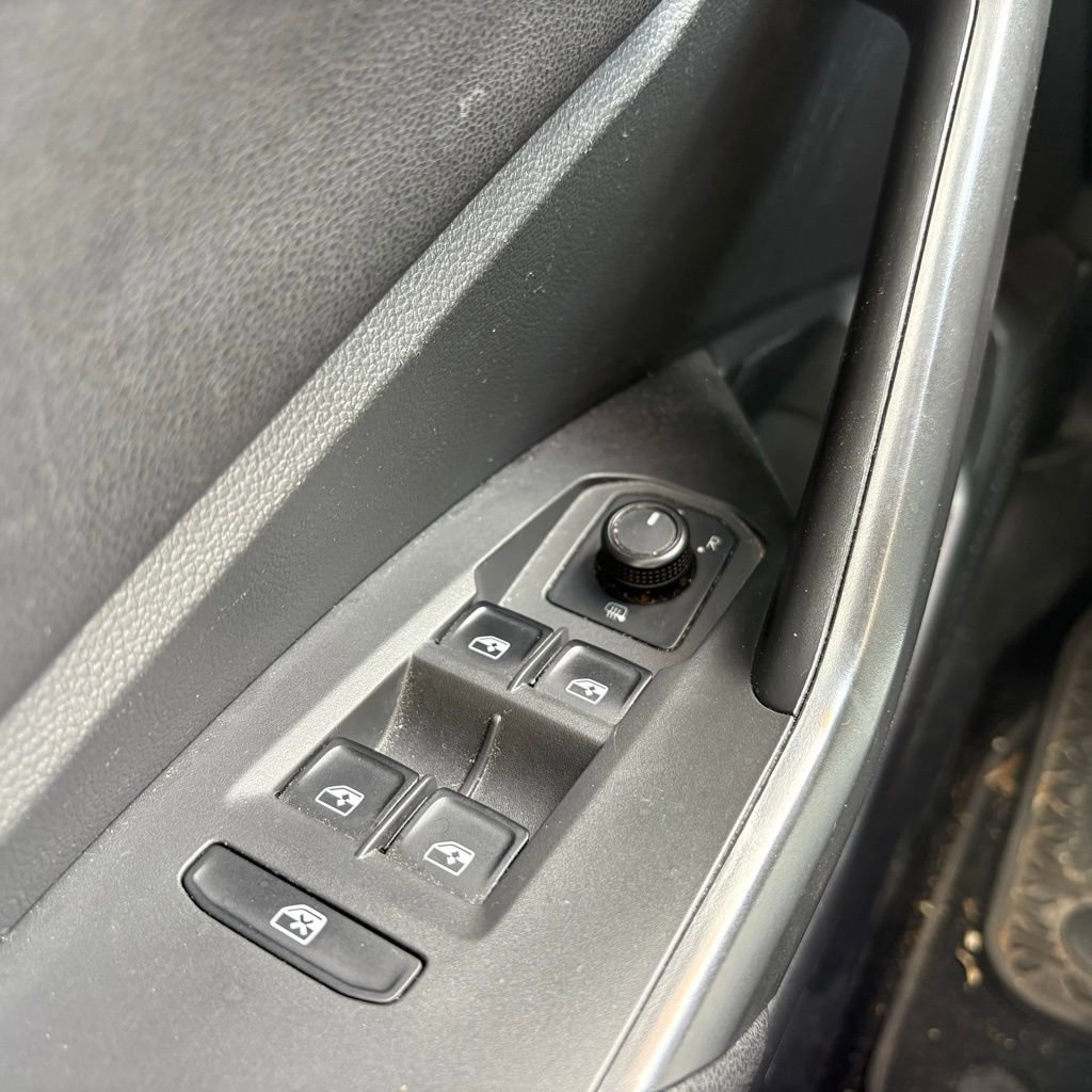 Used 2019 Volkswagen Jetta S w/ Driver Assistance Package image 24