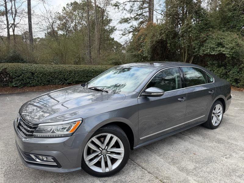 Used 2017 Volkswagen Passat 1.8T SE FWD image 4
