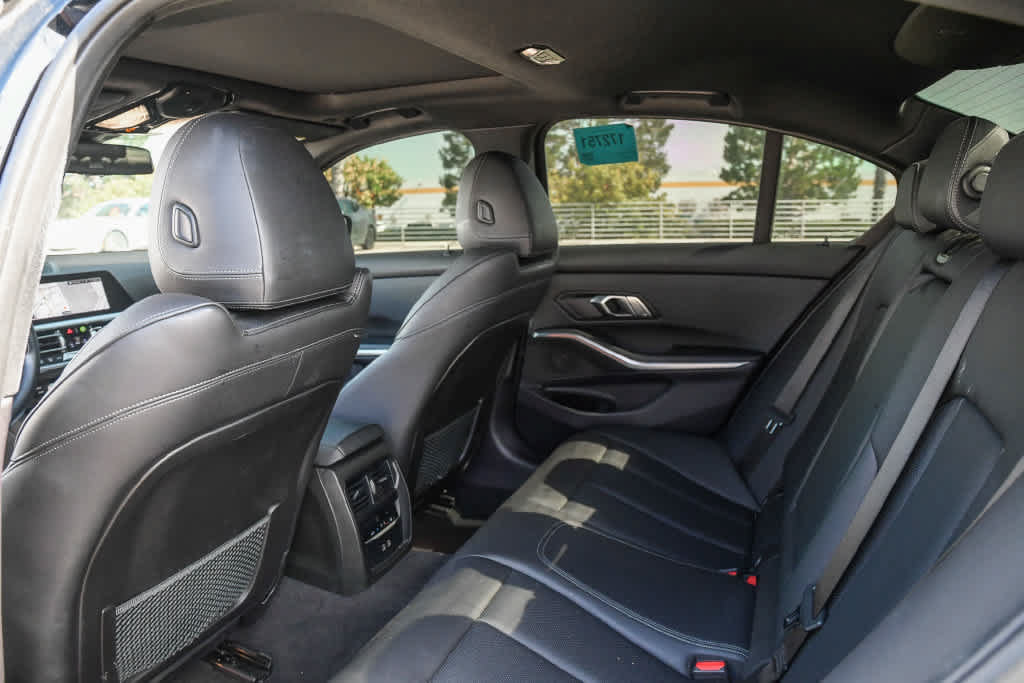 Used 2022 BMW 330i Sedan RWD image 13