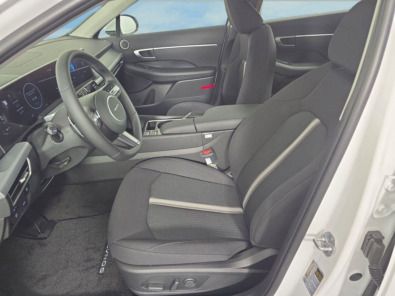 New 2025 Hyundai Sonata SEL image 4