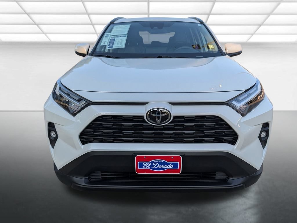Used 2025 Toyota RAV4 XLE Premium FWD image 23