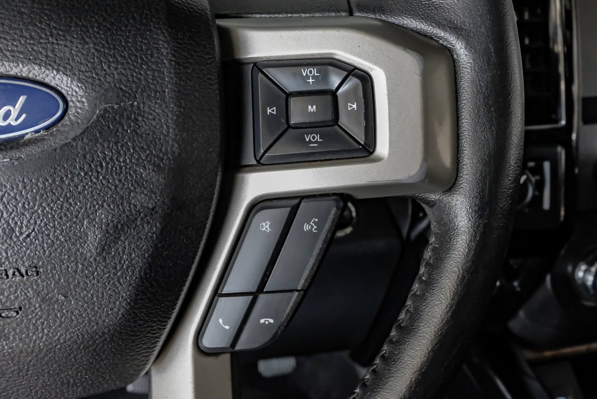 Used 2019 Ford F250 Lariat w/ Lariat Ultimate Package AWD/4WD image 16