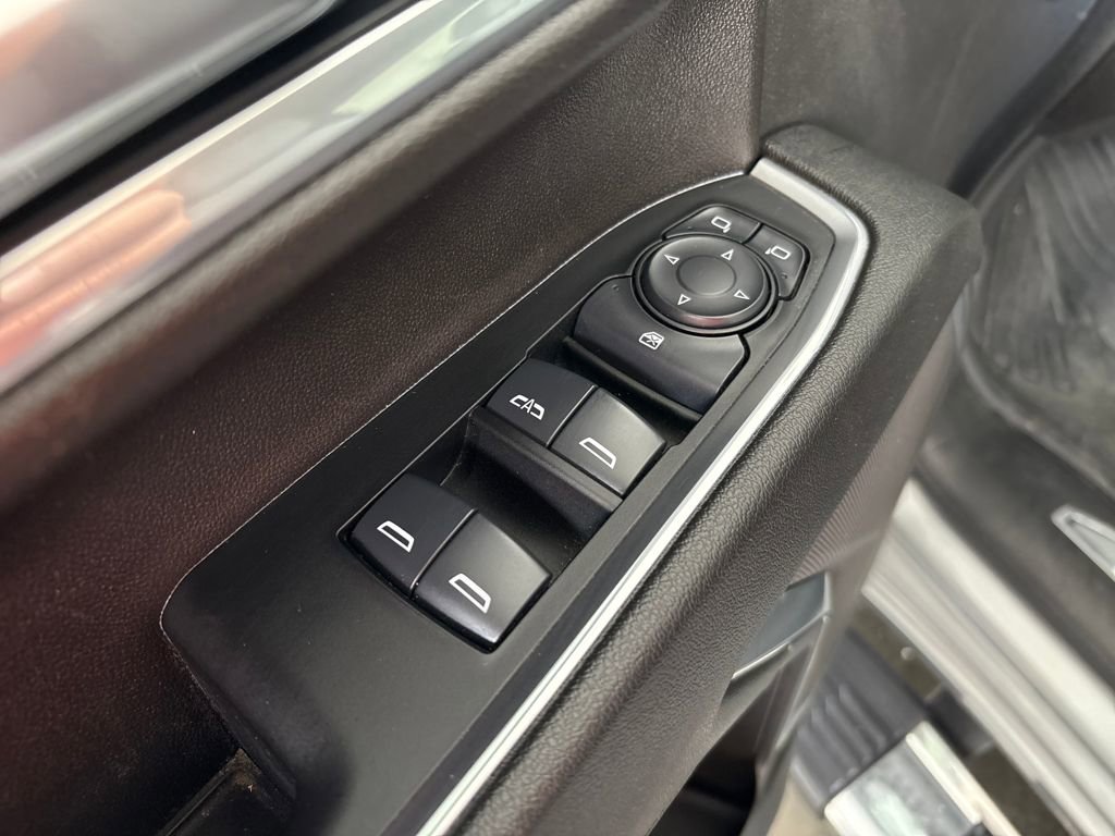 Used 2025 GMC Sierra 3500 SLE w/ Preferred Package AWD/4WD image 15