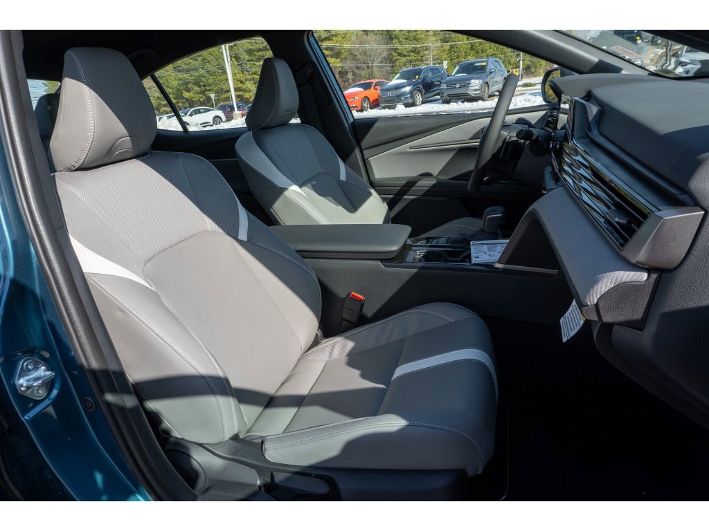 Used 2026 Toyota Camry SE w/ Convenience Package FWD image 17