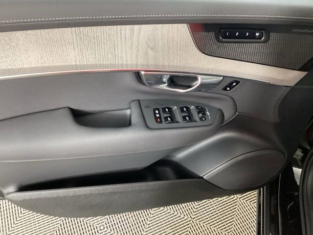 New 2026 Volvo XC90 B6 Ultra w/ Protection Package image 15